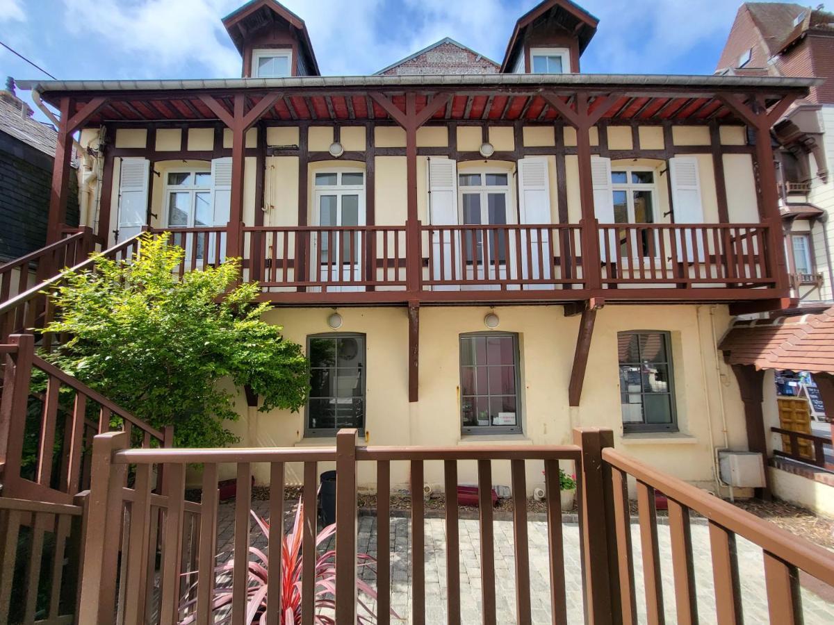 Chambres D'Hotes La Petite Salamandre Ετρετά Εξωτερικό φωτογραφία